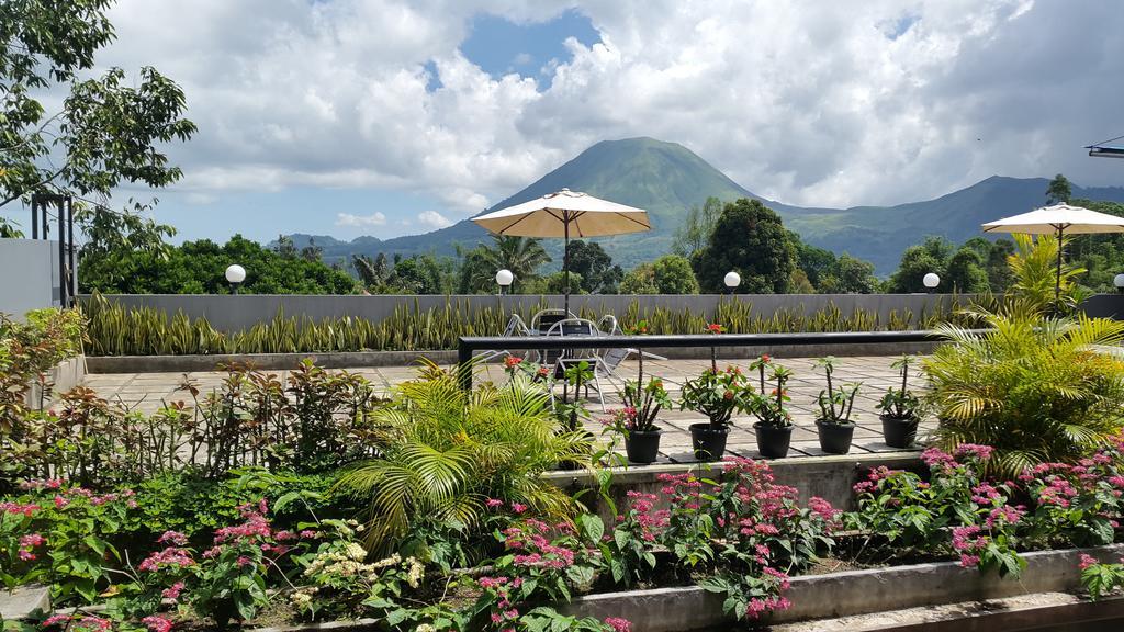 Jhoanie Hotel Tomohon 部屋 写真